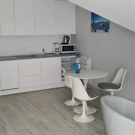 Czarna Gora B39 Daire